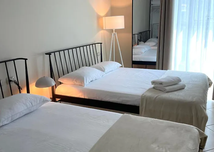 Nordic Sea View Scandi Апартаменты *