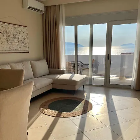 Nordic Sea View Scandi Apartment Vlore