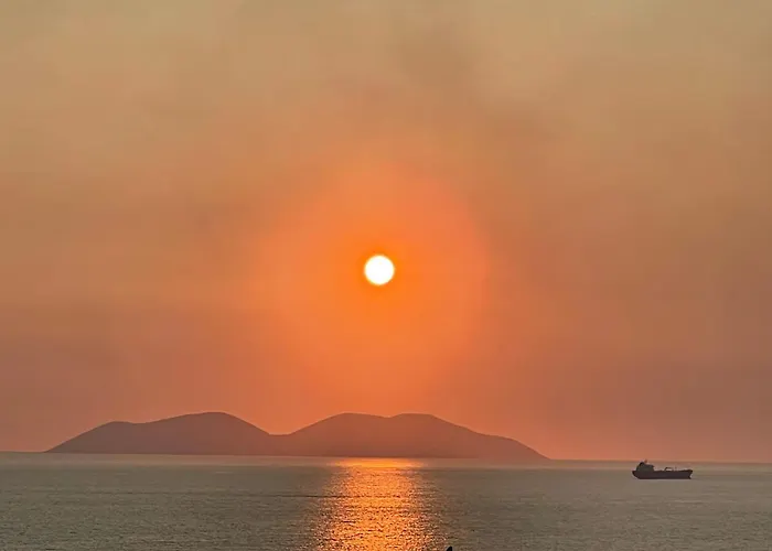 Nordic Sea View Scandi Apartamento Vlorë